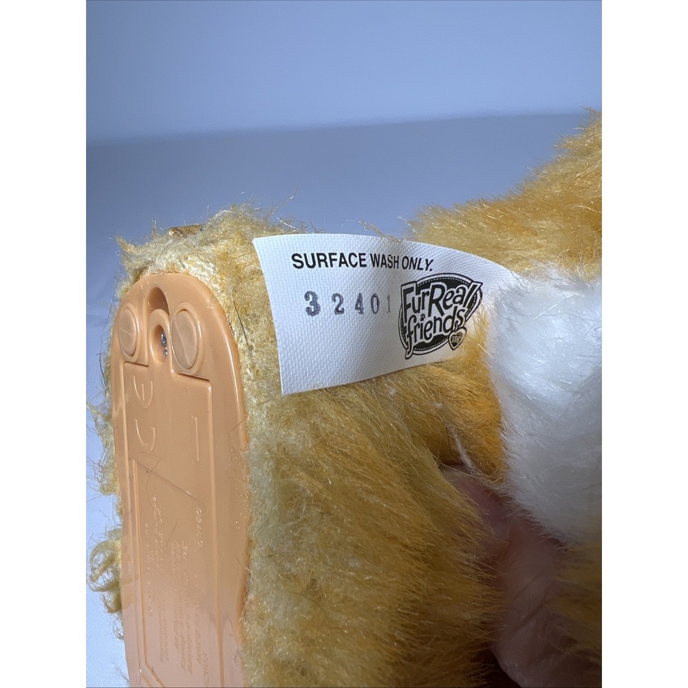FurReal Friends Daisy Plays-With-Me Kitty by HASBRO Interactive Cat Works - Picture 13 of 16